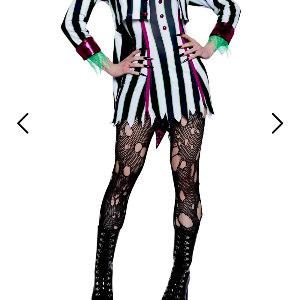 Dolls Kill ISO Exorcist 3 piece Costume, size Small , Beetle Juice , Hot 2024 - Picture 7 of 11